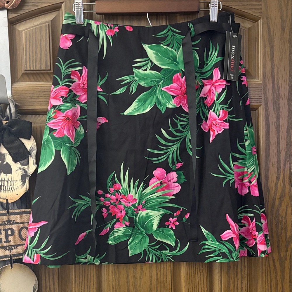 Maximo Black and Pink Floral A-Line Skirt W/ Ribbon Belt